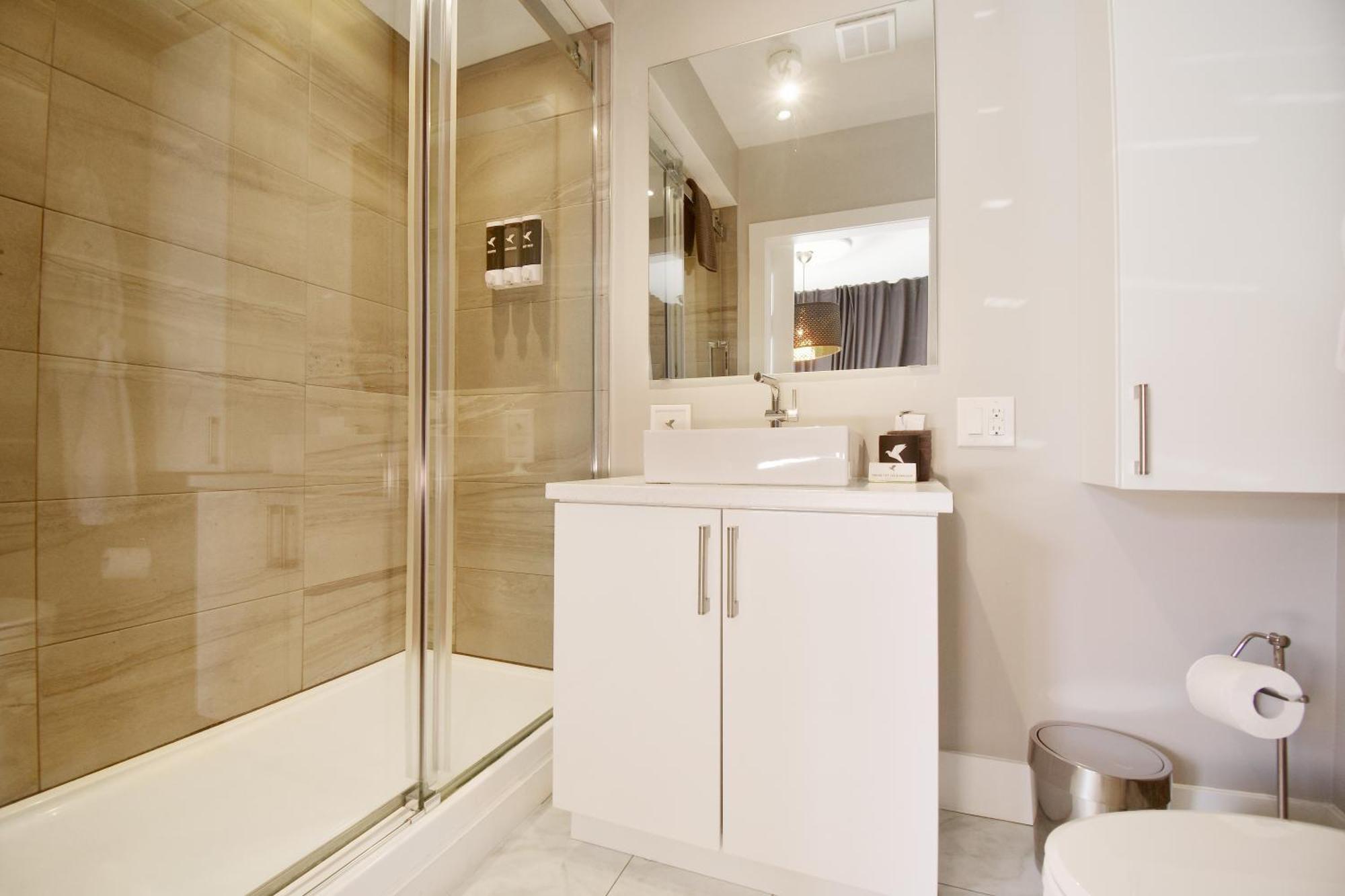 Capitol Robinson By Bower Boutique Hotels Moncton Buitenkant foto